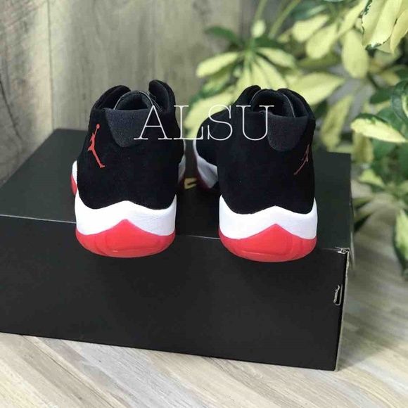 Nike Air Jordan Future Suede Black Mens AUTHENTIC - Picture 2 of 8